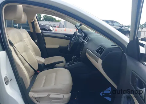 2017 Volkswagen Jetta Se из США, поврежденный, VIN 3VWDB7AJXHM363116